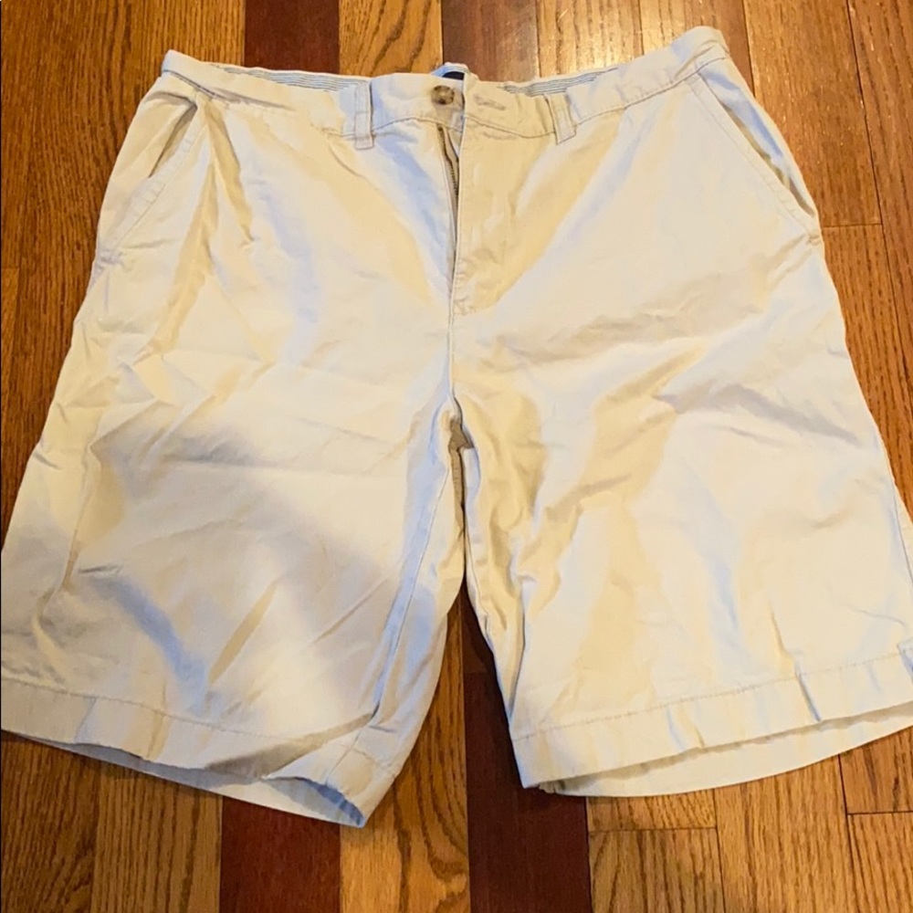 Tommy Hilfiger Khaki shorts